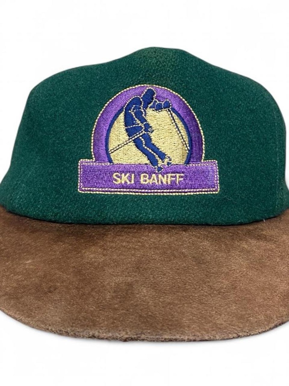 Vintage ski Banff embroidered wool green and brown hat